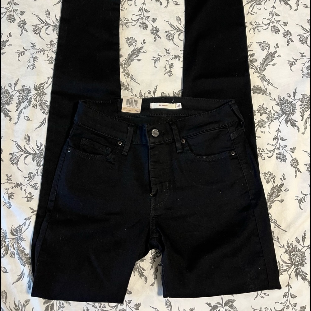 Levis 711 skinny